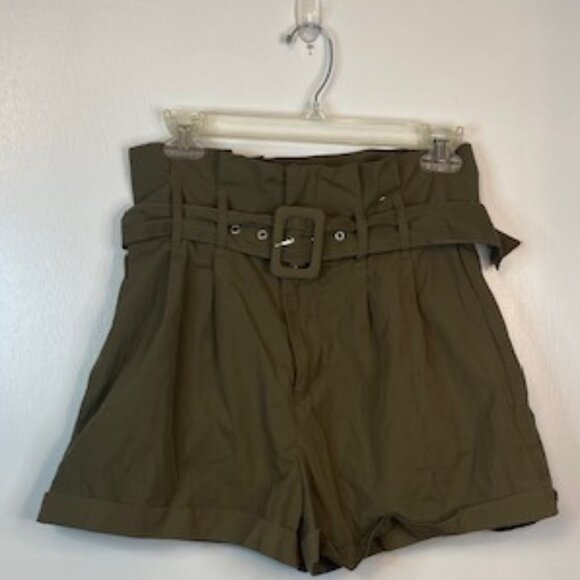 Primark Pants - Primark Dark green short